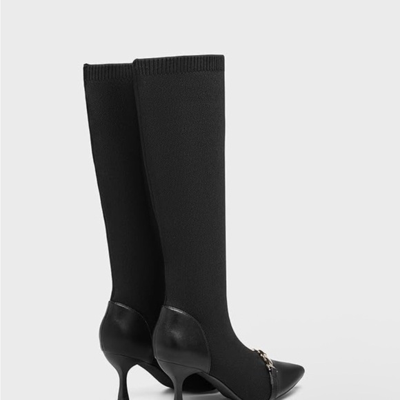 Elegant Black Lace-Up Boots - Picture 3 of 5